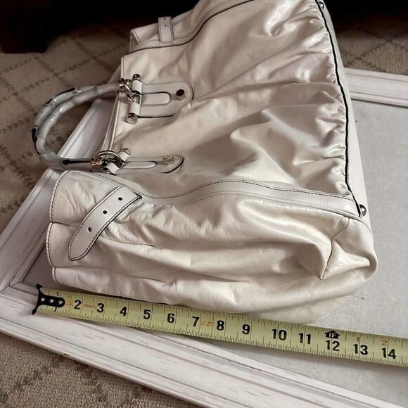 Vintage Gucci Pop Ivory leather tote bag with white bamboo handles - Picture 6 of 16